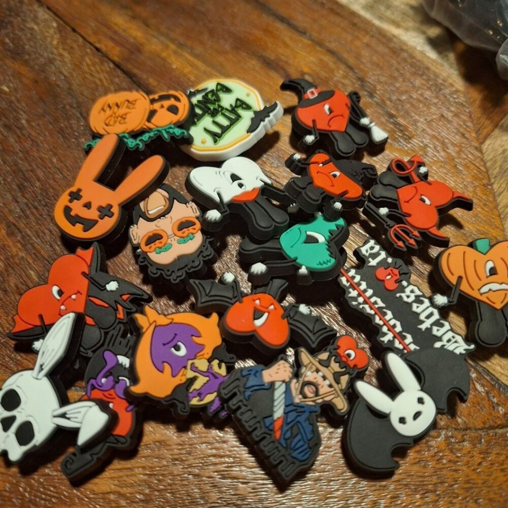 Halloween Shoe Charms Horror Batty Benit Pumpkin Devil Hearts Bebes Rubber